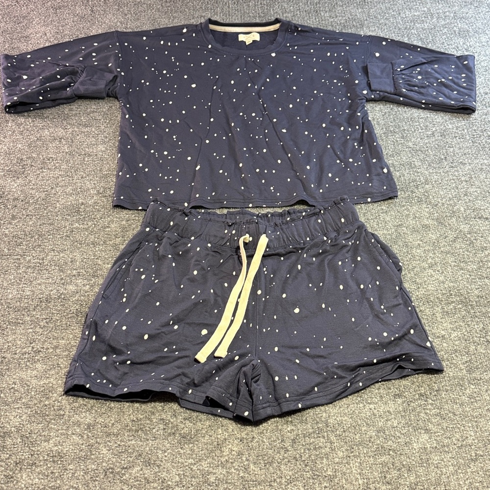 Thread & Supply Charcoal Tee with Cream Dots